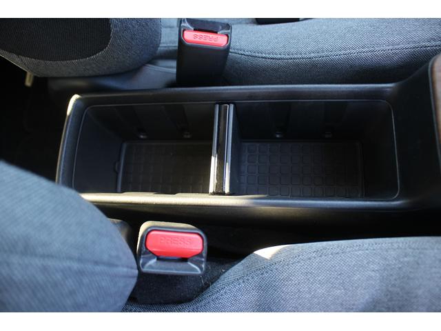 Ｈｏｎｄａ ｅ アドバンス　禁煙車　純正７型ワイドナビ　フルセグＴＶ　全周囲カメラ　純正１７インチアルミホイール　衝突軽減ブレーキシステム　ガラスルーフ　ＥＴＣ　シートヒーター　レーダークルーズコントロール　ＬＥＤヘッドライト（66枚目）