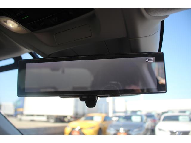 Ｈｏｎｄａ ｅ アドバンス　禁煙車　純正７型ワイドナビ　フルセグＴＶ　全周囲カメラ　純正１７インチアルミホイール　衝突軽減ブレーキシステム　ガラスルーフ　ＥＴＣ　シートヒーター　レーダークルーズコントロール　ＬＥＤヘッドライト（67枚目）