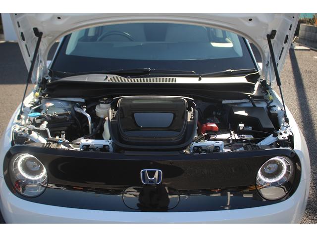 Ｈｏｎｄａ ｅ アドバンス　禁煙車　純正７型ワイドナビ　フルセグＴＶ　全周囲カメラ　純正１７インチアルミホイール　衝突軽減ブレーキシステム　ガラスルーフ　ＥＴＣ　シートヒーター　レーダークルーズコントロール　ＬＥＤヘッドライト（72枚目）