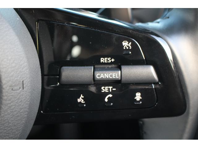 フェアレディＺ バージョンＴ　禁煙車　純正９型ナビ　フルセグＴＶ　バックカメラ　ＢＯＳＥサウンド　衝突軽減システム　純正１８インチアルミホイール　ＥＴＣ　レーダークルーズコントロール　クリアランスソナー　シートヒーター（6枚目）