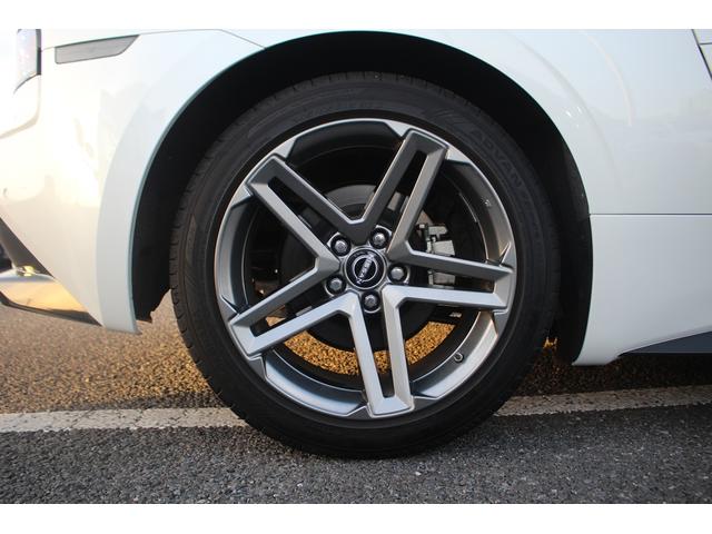 フェアレディＺ バージョンＴ　禁煙車　純正９型ナビ　フルセグＴＶ　バックカメラ　ＢＯＳＥサウンド　衝突軽減システム　純正１８インチアルミホイール　ＥＴＣ　レーダークルーズコントロール　クリアランスソナー　シートヒーター（22枚目）