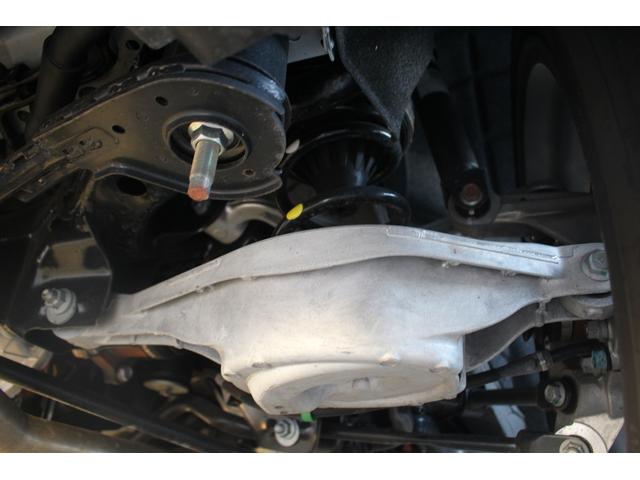 フェアレディＺ バージョンＴ　禁煙車　純正９型ナビ　フルセグＴＶ　バックカメラ　ＢＯＳＥサウンド　衝突軽減システム　純正１８インチアルミホイール　ＥＴＣ　レーダークルーズコントロール　クリアランスソナー　シートヒーター（34枚目）