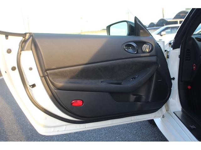 フェアレディＺ バージョンＴ　禁煙車　純正９型ナビ　フルセグＴＶ　バックカメラ　ＢＯＳＥサウンド　衝突軽減システム　純正１８インチアルミホイール　ＥＴＣ　レーダークルーズコントロール　クリアランスソナー　シートヒーター（39枚目）