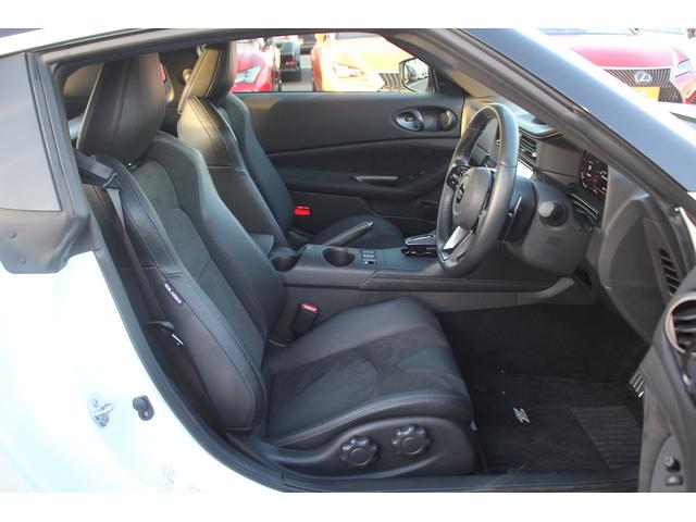 フェアレディＺ バージョンＴ　禁煙車　純正９型ナビ　フルセグＴＶ　バックカメラ　ＢＯＳＥサウンド　衝突軽減システム　純正１８インチアルミホイール　ＥＴＣ　レーダークルーズコントロール　クリアランスソナー　シートヒーター（40枚目）