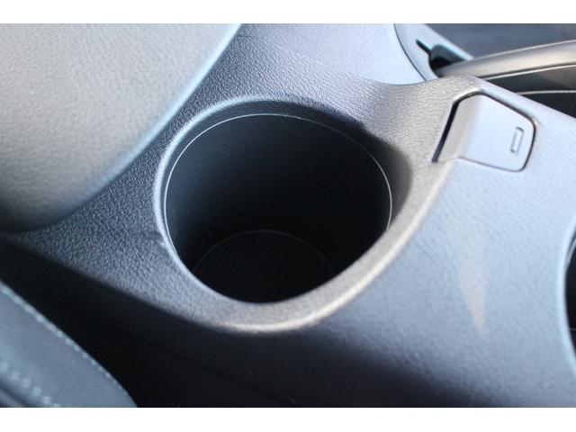 フェアレディＺ バージョンＴ　禁煙車　純正９型ナビ　フルセグＴＶ　バックカメラ　ＢＯＳＥサウンド　衝突軽減システム　純正１８インチアルミホイール　ＥＴＣ　レーダークルーズコントロール　クリアランスソナー　シートヒーター（62枚目）