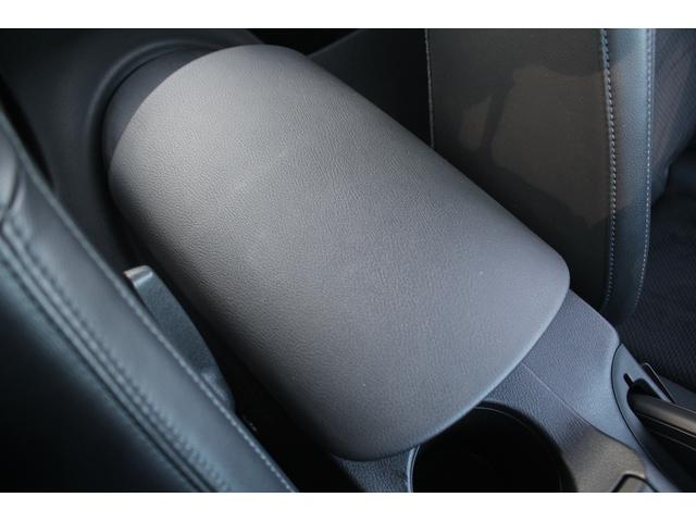 フェアレディＺ バージョンＴ　禁煙車　純正９型ナビ　フルセグＴＶ　バックカメラ　ＢＯＳＥサウンド　衝突軽減システム　純正１８インチアルミホイール　ＥＴＣ　レーダークルーズコントロール　クリアランスソナー　シートヒーター（63枚目）