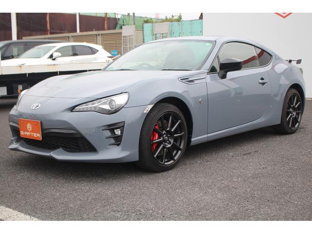 ８６ ＧＴリミテッド　ブラックパッケージ　後期型　禁煙車　６速マニュアル　純正ナビ　フルセグＴＶ　バックカメラ　シートヒーター　ＥＴＣ２．０　オートクルーズコントロール　ＬＥＤヘッドライト　ハーフレザーシート　Ｂｌｕｅｔｏｏｔｈ（10枚目）