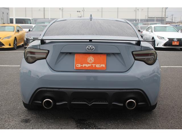 ８６ ＧＴリミテッド　ブラックパッケージ　後期型　禁煙車　６速マニュアル　純正ナビ　フルセグＴＶ　バックカメラ　シートヒーター　ＥＴＣ２．０　オートクルーズコントロール　ＬＥＤヘッドライト　ハーフレザーシート　Ｂｌｕｅｔｏｏｔｈ（13枚目）