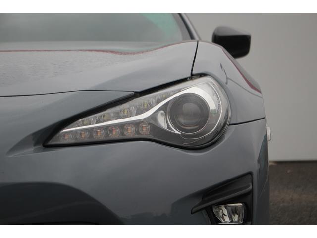 ８６ ＧＴリミテッド　ブラックパッケージ　後期型　禁煙車　６速マニュアル　純正ナビ　フルセグＴＶ　バックカメラ　シートヒーター　ＥＴＣ２．０　オートクルーズコントロール　ＬＥＤヘッドライト　ハーフレザーシート　Ｂｌｕｅｔｏｏｔｈ（26枚目）