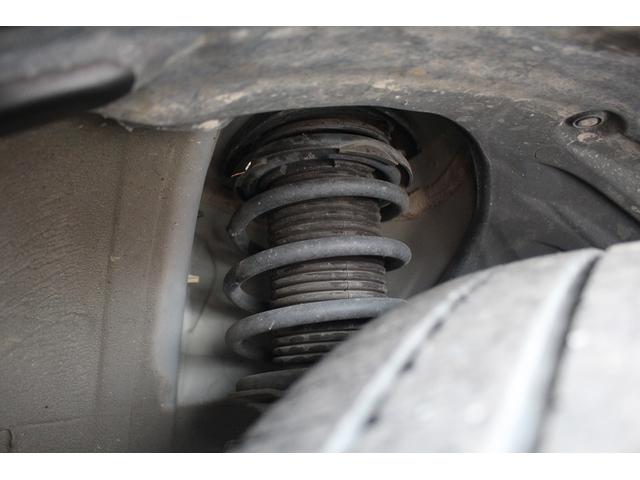 ８６ ＧＴリミテッド　ブラックパッケージ　後期型　禁煙車　６速マニュアル　純正ナビ　フルセグＴＶ　バックカメラ　シートヒーター　ＥＴＣ２．０　オートクルーズコントロール　ＬＥＤヘッドライト　ハーフレザーシート　Ｂｌｕｅｔｏｏｔｈ（32枚目）