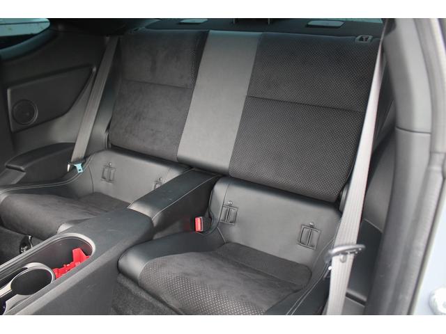 ８６ ＧＴリミテッド　ブラックパッケージ　後期型　禁煙車　６速マニュアル　純正ナビ　フルセグＴＶ　バックカメラ　シートヒーター　ＥＴＣ２．０　オートクルーズコントロール　ＬＥＤヘッドライト　ハーフレザーシート　Ｂｌｕｅｔｏｏｔｈ（40枚目）