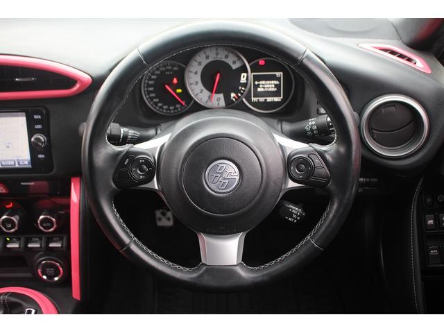 ８６ ＧＴリミテッド　ブラックパッケージ　後期型　禁煙車　６速マニュアル　純正ナビ　フルセグＴＶ　バックカメラ　シートヒーター　ＥＴＣ２．０　オートクルーズコントロール　ＬＥＤヘッドライト　ハーフレザーシート　Ｂｌｕｅｔｏｏｔｈ（46枚目）