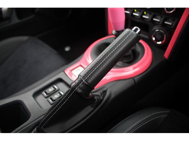 ８６ ＧＴリミテッド　ブラックパッケージ　後期型　禁煙車　６速マニュアル　純正ナビ　フルセグＴＶ　バックカメラ　シートヒーター　ＥＴＣ２．０　オートクルーズコントロール　ＬＥＤヘッドライト　ハーフレザーシート　Ｂｌｕｅｔｏｏｔｈ（61枚目）