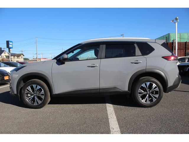 エクストレイル X e-4ORCE 禁煙車 ルーフレール 純正12.3インチナビ フルセグTV 全周囲カメラ プロパイロット クリアランスソナー ETC2.0 パワーシート シートヒーター LEDヘッドライト レーンキープアシスト(11枚目)