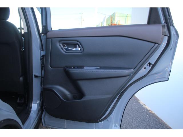 エクストレイル X e-4ORCE 禁煙車 ルーフレール 純正12.3インチナビ フルセグTV 全周囲カメラ プロパイロット クリアランスソナー ETC2.0 パワーシート シートヒーター LEDヘッドライト レーンキープアシスト(36枚目)