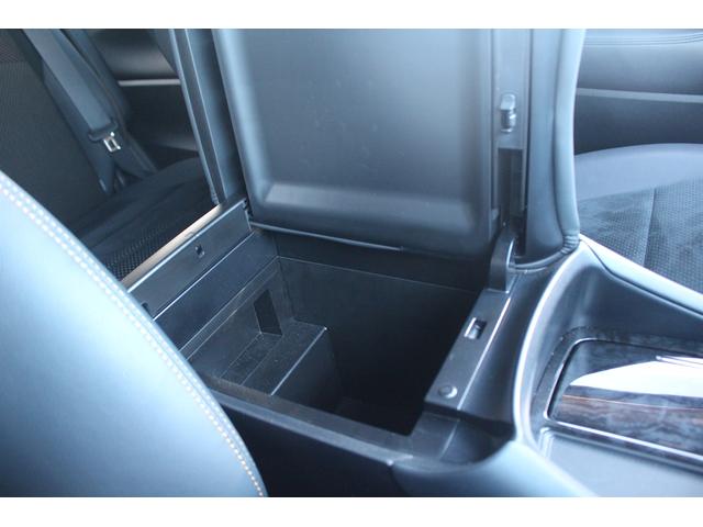 アルファードハイブリッド S タイプゴールド 禁煙車 純正9インチナビ フルセグTV バックカメラ フリップダウンモニター 衝突軽減 電動リアゲート 両側電動スライドドア 純正17インチアルミホイール ETC LEDヘッドライト 雹害車(65枚目)