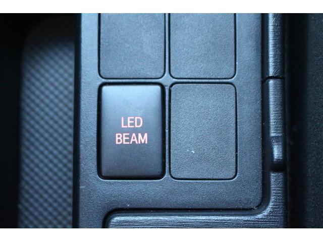 ヴィッツ RS G’s 後期型 禁煙車 5MT 純正17インチアルミホイール HIDヘッドライト 電動格納ミラ- オートライト ETC フォグライト キーレスエントリー LEDイルミネーションビーム(5枚目)