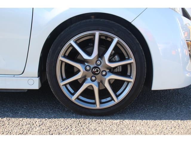 ヴィッツ RS G’s 後期型 禁煙車 5MT 純正17インチアルミホイール HIDヘッドライト 電動格納ミラ- オートライト ETC フォグライト キーレスエントリー LEDイルミネーションビーム(15枚目)