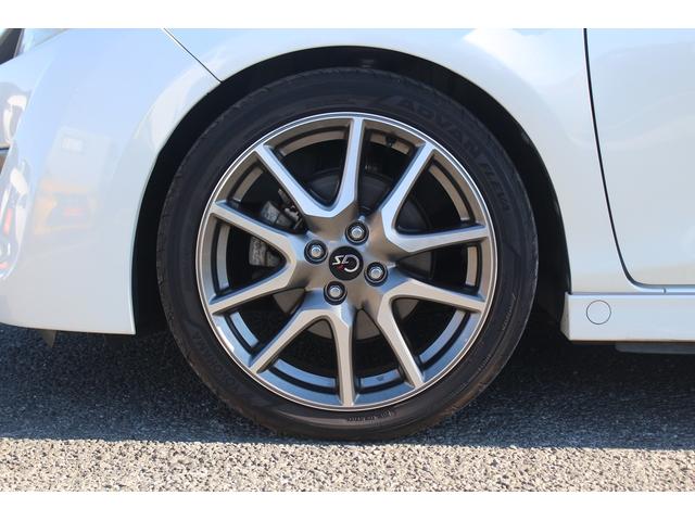 ヴィッツ RS G’s 後期型 禁煙車 5MT 純正17インチアルミホイール HIDヘッドライト 電動格納ミラ- オートライト ETC フォグライト キーレスエントリー LEDイルミネーションビーム(16枚目)