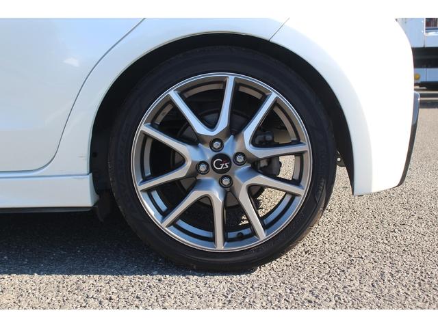 ヴィッツ RS G’s 後期型 禁煙車 5MT 純正17インチアルミホイール HIDヘッドライト 電動格納ミラ- オートライト ETC フォグライト キーレスエントリー LEDイルミネーションビーム(17枚目)