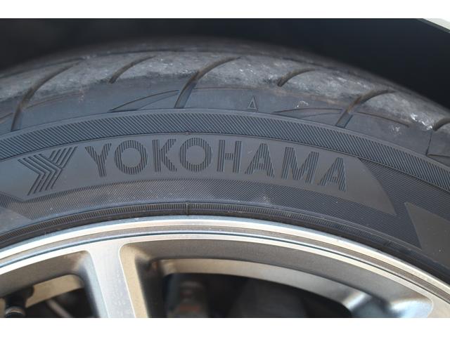 ヴィッツ RS G’s 後期型 禁煙車 5MT 純正17インチアルミホイール HIDヘッドライト 電動格納ミラ- オートライト ETC フォグライト キーレスエントリー LEDイルミネーションビーム(19枚目)