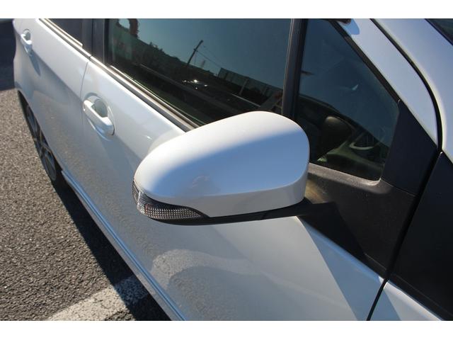 ヴィッツ RS G’s 後期型 禁煙車 5MT 純正17インチアルミホイール HIDヘッドライト 電動格納ミラ- オートライト ETC フォグライト キーレスエントリー LEDイルミネーションビーム(30枚目)