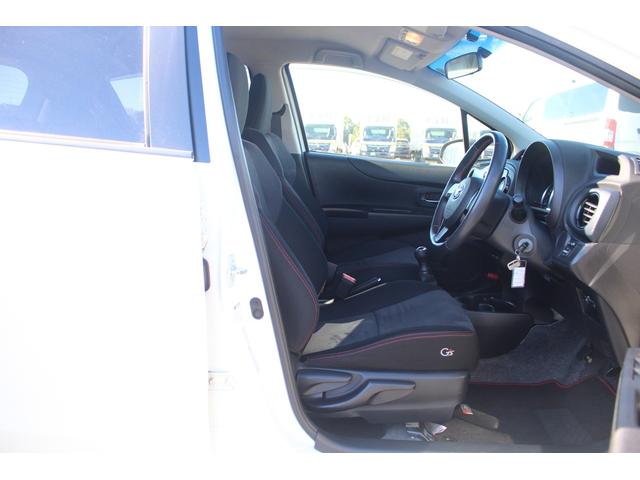 ヴィッツ RS G’s 後期型 禁煙車 5MT 純正17インチアルミホイール HIDヘッドライト 電動格納ミラ- オートライト ETC フォグライト キーレスエントリー LEDイルミネーションビーム(38枚目)