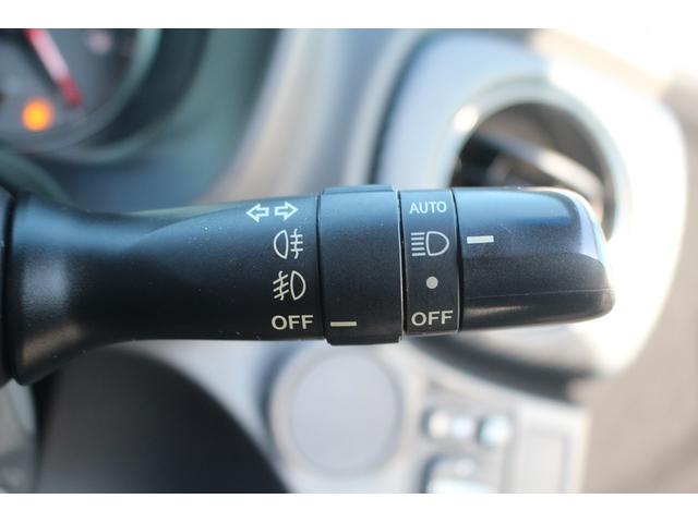 ヴィッツ RS G’s 後期型 禁煙車 5MT 純正17インチアルミホイール HIDヘッドライト 電動格納ミラ- オートライト ETC フォグライト キーレスエントリー LEDイルミネーションビーム(50枚目)