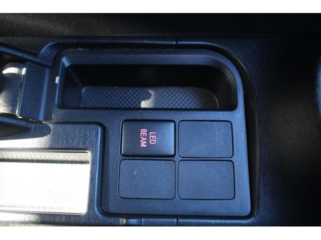 ヴィッツ RS G’s 後期型 禁煙車 5MT 純正17インチアルミホイール HIDヘッドライト 電動格納ミラ- オートライト ETC フォグライト キーレスエントリー LEDイルミネーションビーム(61枚目)