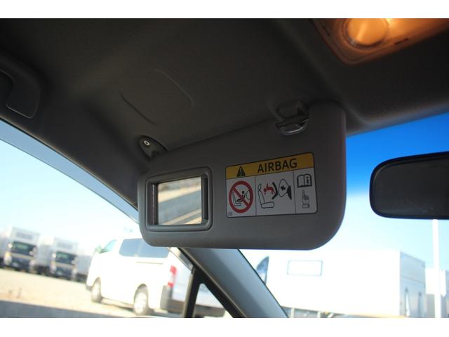 ヴィッツ RS G’s 後期型 禁煙車 5MT 純正17インチアルミホイール HIDヘッドライト 電動格納ミラ- オートライト ETC フォグライト キーレスエントリー LEDイルミネーションビーム(64枚目)