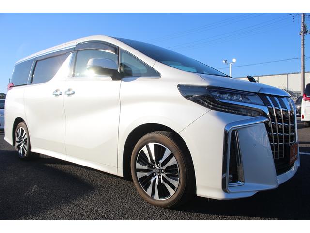 アルファード ２．５Ｓ　Ｃパッケージ　後期型　禁煙車　純正９型ナビ　フルセグＴＶ　バックカメラ　シートヒーター　シートエアコン　黒革シート　３眼ＬＥＤヘッドライト　ＥＴＣ２．０　パワーシート　レーダークルーズコントロール（9枚目）