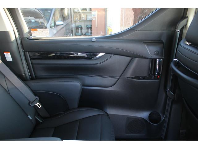 アルファード ２．５Ｓ　Ｃパッケージ　後期型　禁煙車　純正９型ナビ　フルセグＴＶ　バックカメラ　シートヒーター　シートエアコン　黒革シート　３眼ＬＥＤヘッドライト　ＥＴＣ２．０　パワーシート　レーダークルーズコントロール（39枚目）