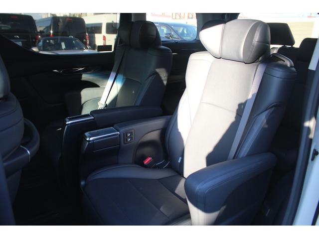 アルファード ２．５Ｓ　Ｃパッケージ　後期型　禁煙車　純正９型ナビ　フルセグＴＶ　バックカメラ　シートヒーター　シートエアコン　黒革シート　３眼ＬＥＤヘッドライト　ＥＴＣ２．０　パワーシート　レーダークルーズコントロール（48枚目）