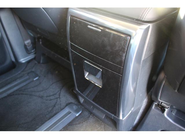 アルファード ２．５Ｓ　Ｃパッケージ　後期型　禁煙車　純正９型ナビ　フルセグＴＶ　バックカメラ　シートヒーター　シートエアコン　黒革シート　３眼ＬＥＤヘッドライト　ＥＴＣ２．０　パワーシート　レーダークルーズコントロール（67枚目）