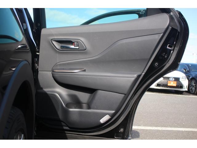 クラウンクロスオーバー Gアドバンスド・レザーパッケージ 禁煙車 純正12.3型ナビ フルセグTV 全周囲カメラ 温冷黒革 電動リアゲート レーダークルーズコントロール ETC2.0 4眼LEDヘッドライト 衝突軽減ブレーキ レーンキープアシスト BSM(37枚目)