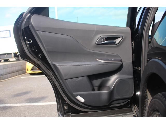 クラウンクロスオーバー Gアドバンスド・レザーパッケージ 禁煙車 純正12.3型ナビ フルセグTV 全周囲カメラ 温冷黒革 電動リアゲート レーダークルーズコントロール ETC2.0 4眼LEDヘッドライト 衝突軽減ブレーキ レーンキープアシスト BSM(38枚目)
