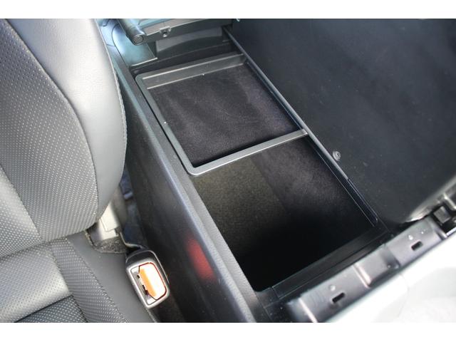 クラウンクロスオーバー Gアドバンスド・レザーパッケージ 禁煙車 純正12.3型ナビ フルセグTV 全周囲カメラ 温冷黒革 電動リアゲート レーダークルーズコントロール ETC2.0 4眼LEDヘッドライト 衝突軽減ブレーキ レーンキープアシスト BSM(71枚目)