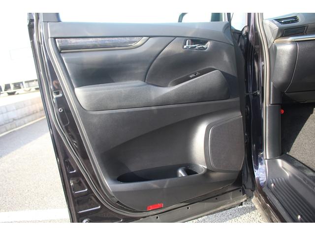 アルファードハイブリッド S タイプゴールドII 後期型 禁煙車 モデリスタフルエアロ 後席モニター 純正9型ナビ フルセグTV バックカメラ レーダークルーズコントロール クリアランスソナー 衝突軽減ブレーキ LEDヘッドライト レーンアシスト(43枚目)