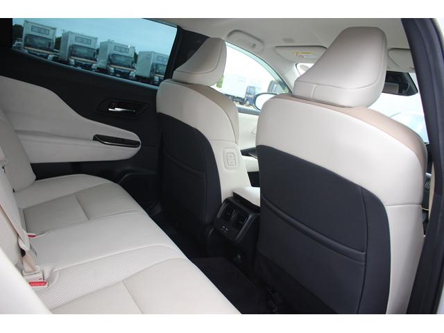 クラウンクロスオーバー Gレザーパッケージ 禁煙車 12.3型ナビ フルセグTV 全周囲カメラ 黒革シート レーダークルーズコントロール レーンキープアシスト 衝突軽減ブレーキ ETC2.0 電動リアゲート シートヒーター シートエアコン(32枚目)