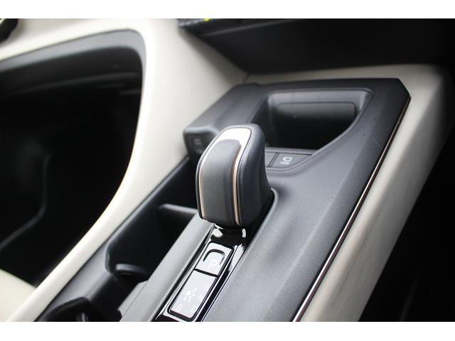 クラウンクロスオーバー Gレザーパッケージ 禁煙車 12.3型ナビ フルセグTV 全周囲カメラ 黒革シート レーダークルーズコントロール レーンキープアシスト 衝突軽減ブレーキ ETC2.0 電動リアゲート シートヒーター シートエアコン(44枚目)