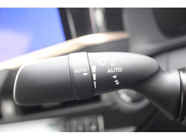 クラウンクロスオーバー Gレザーパッケージ 禁煙車 12.3型ナビ フルセグTV 全周囲カメラ 黒革シート レーダークルーズコントロール レーンキープアシスト 衝突軽減ブレーキ ETC2.0 電動リアゲート シートヒーター シートエアコン(52枚目)