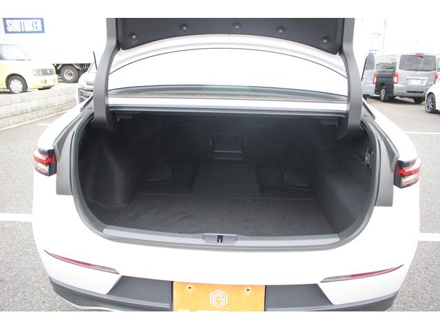 クラウンクロスオーバー Gレザーパッケージ 禁煙車 12.3型ナビ フルセグTV 全周囲カメラ 黒革シート レーダークルーズコントロール レーンキープアシスト 衝突軽減ブレーキ ETC2.0 電動リアゲート シートヒーター シートエアコン(74枚目)