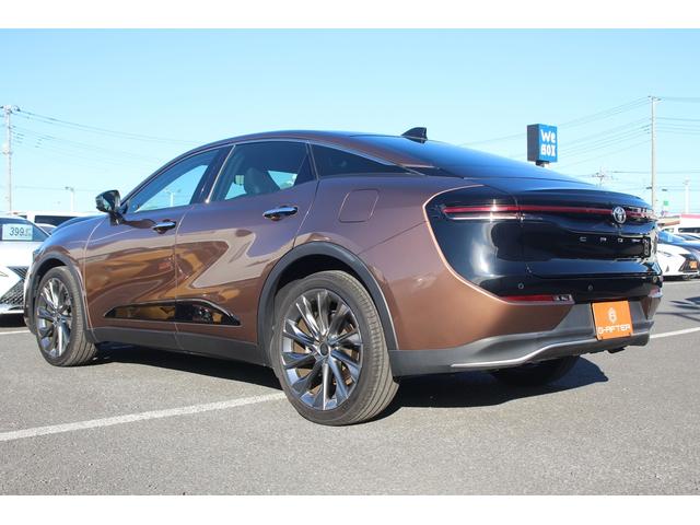 クラウンクロスオーバー Ｇアドバンスド・レザーパッケージ　禁煙車　純正１２．３型ナビ　フルセグＴＶ　全周囲カメラ　４眼ＬＥＤヘッドライト　電動リアゲート　レーダークルーズコントロール　ＥＴＣ２．０　衝突軽減ブレーキ　シートヒーター　シートエアコン　雹害車（11枚目）
