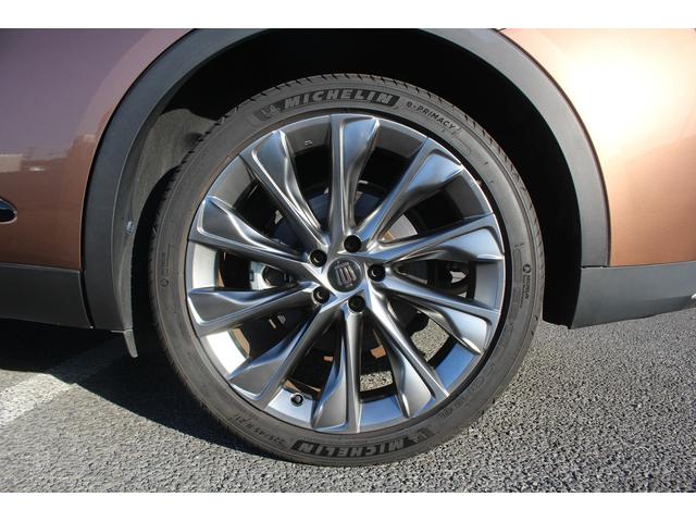 クラウンクロスオーバー Ｇアドバンスド・レザーパッケージ　禁煙車　純正１２．３型ナビ　フルセグＴＶ　全周囲カメラ　４眼ＬＥＤヘッドライト　電動リアゲート　レーダークルーズコントロール　ＥＴＣ２．０　衝突軽減ブレーキ　シートヒーター　シートエアコン　雹害車（17枚目）