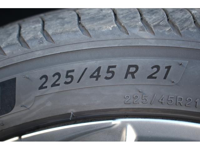 クラウンクロスオーバー Ｇアドバンスド・レザーパッケージ　禁煙車　純正１２．３型ナビ　フルセグＴＶ　全周囲カメラ　４眼ＬＥＤヘッドライト　電動リアゲート　レーダークルーズコントロール　ＥＴＣ２．０　衝突軽減ブレーキ　シートヒーター　シートエアコン　雹害車（19枚目）