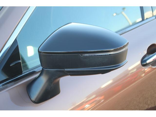 クラウンクロスオーバー Ｇアドバンスド・レザーパッケージ　禁煙車　純正１２．３型ナビ　フルセグＴＶ　全周囲カメラ　４眼ＬＥＤヘッドライト　電動リアゲート　レーダークルーズコントロール　ＥＴＣ２．０　衝突軽減ブレーキ　シートヒーター　シートエアコン　雹害車（28枚目）