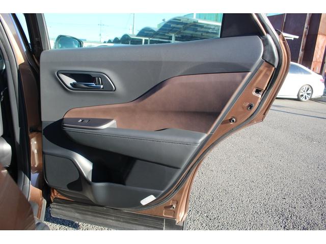 クラウンクロスオーバー Ｇアドバンスド・レザーパッケージ　禁煙車　純正１２．３型ナビ　フルセグＴＶ　全周囲カメラ　４眼ＬＥＤヘッドライト　電動リアゲート　レーダークルーズコントロール　ＥＴＣ２．０　衝突軽減ブレーキ　シートヒーター　シートエアコン　雹害車（35枚目）