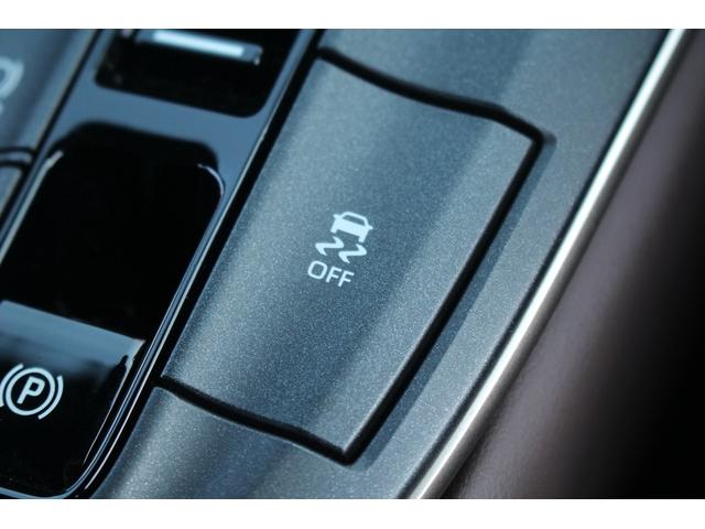 クラウンクロスオーバー Ｇアドバンスド・レザーパッケージ　禁煙車　純正１２．３型ナビ　フルセグＴＶ　全周囲カメラ　４眼ＬＥＤヘッドライト　電動リアゲート　レーダークルーズコントロール　ＥＴＣ２．０　衝突軽減ブレーキ　シートヒーター　シートエアコン　雹害車（61枚目）