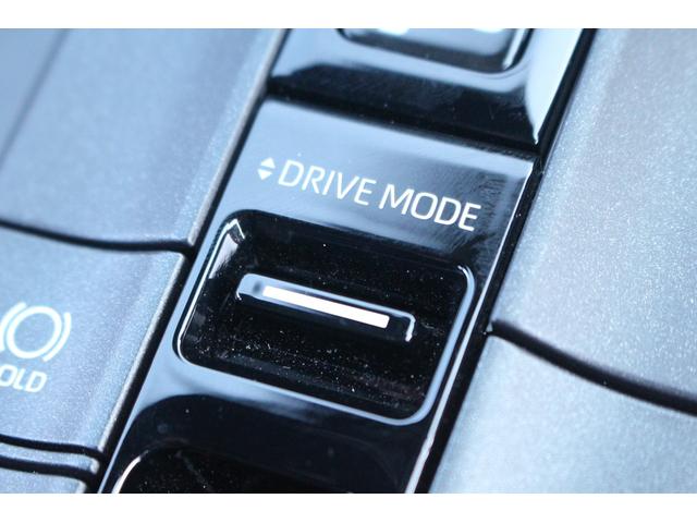 クラウンクロスオーバー Ｇアドバンスド・レザーパッケージ　禁煙車　純正１２．３型ナビ　フルセグＴＶ　全周囲カメラ　４眼ＬＥＤヘッドライト　電動リアゲート　レーダークルーズコントロール　ＥＴＣ２．０　衝突軽減ブレーキ　シートヒーター　シートエアコン　雹害車（62枚目）