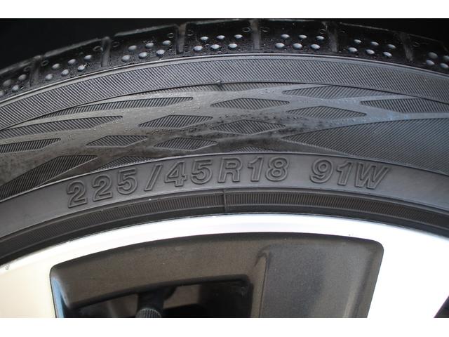 レヴォーグ ＳＴＩスポーツ　ＥＸ　禁煙車　純正１１．６インチ縦型ナビ　フルセグＴＶ　電動リアゲート　ハーマンカードンサウンド　ＬＥＤヘッドライト　レーダークルーズコントロール　ＥＴＣ　シートヒーター　クリアランスソナー　スマートキー（19枚目）